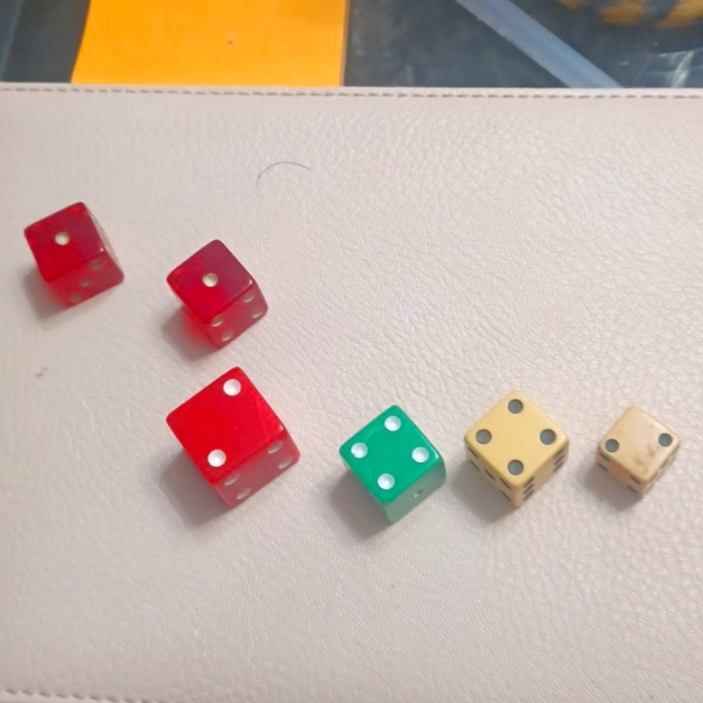 Lot of bake lite dice